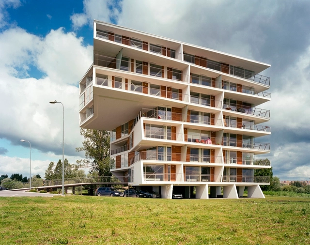 Tartu Rebase Street / Atelier Thomas Pucher + Bramberger [architects] - Apartments, Facade, Balcony
