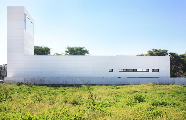 Parish Church of Solace / Vicens + Ramos -          Churches, Facade