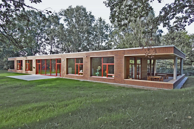 Forscherkindergarten / WINKENS Architekten -  Opera House, Garden, Facade, Door