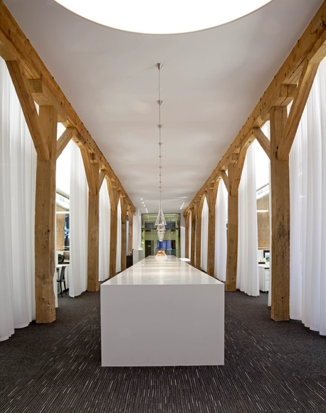 Temenos / Roth Sheppard Architects - 办公室室内