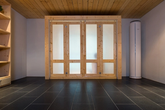 Jung-hyun’s Apartment / Moohoi Architecture - Apartment Interiors, Door, Facade, Beam