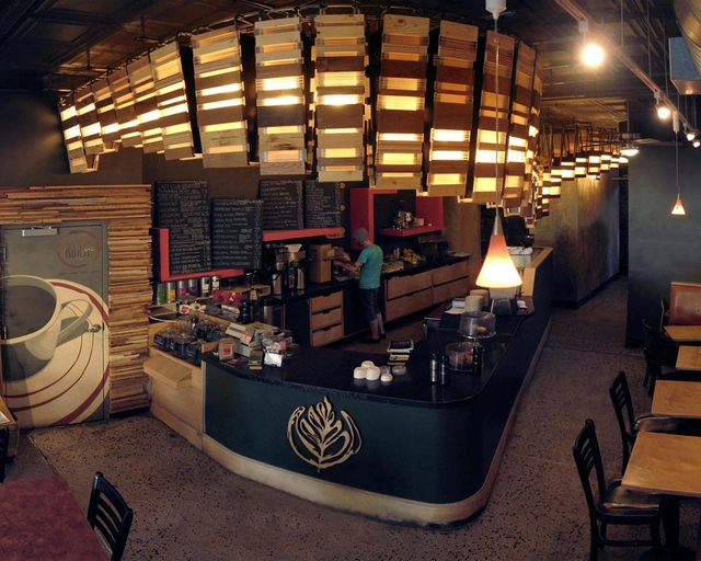 Roast Coffee Co. / SARUP - 室内设计