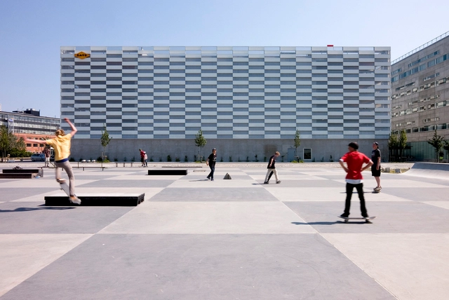 Erika停车场 / Metro Arkitekter AB, Urban Skogmar (HL), Rafael Palomo and Fredrik Nilsson - 停车场