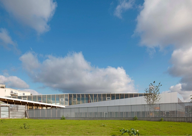 School Complex at Le Bourget / Hubert & Roy Architectes - Schools , Facade