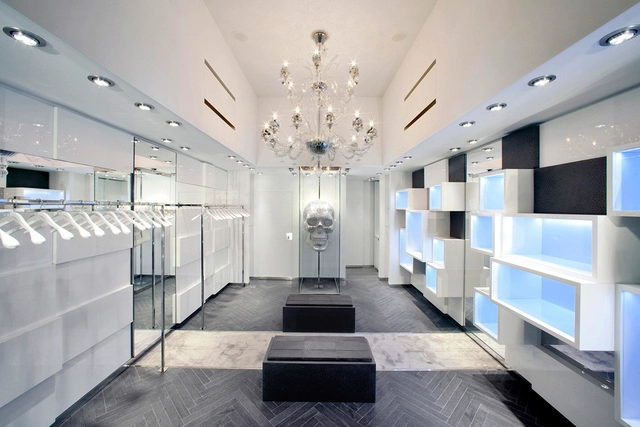 菲利普普兰专卖店 / AquiliAlberg - 展厅
