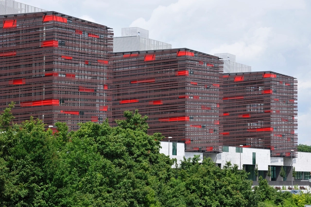 Dunajski Kristall / APlan - Mixed Use Architecture, Facade, Cityscape