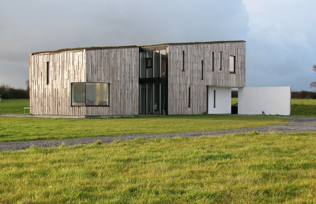 Solid Sanctuary / 4 Architecture - Houses, Facade, Door