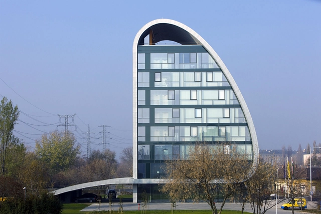 Hungarian Autoklub Headquarters / Vikar & Lukacs Architect Studio - Office Buildings, Facade