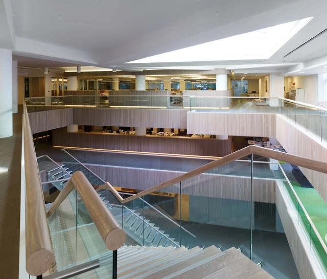 TBWA Maya Uptown / Erginoğlu & Çalışlar Architects - Shopping Centers