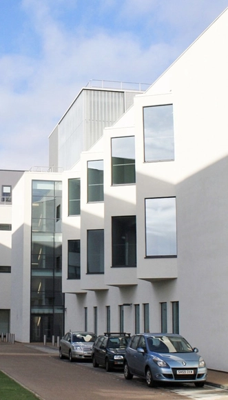 Stobhill Hospital Ward Extension / Reiach and Hall Architects - Hospital , Facade