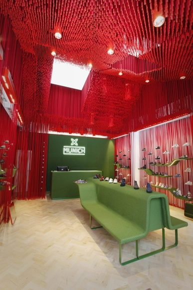 Munich / Dear Design - Showroom, Chair