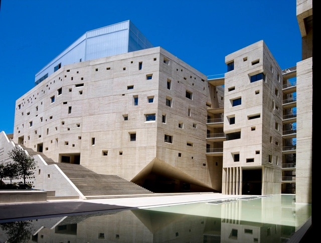 USJ校园创新体育设施 / 109 Architects with Youssef Tohmé - 教育建筑