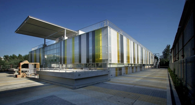 建筑研究中心 / Petros Konstantinou - 大学