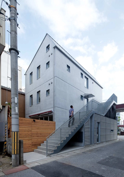 H-House / TOFU architects - Houses, Stairs, Facade, Handrail