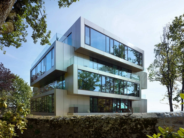 Residential Building L'Ermitage / Ipas Architectes + andrea pelati architecte - Apartments, Facade, Stairs