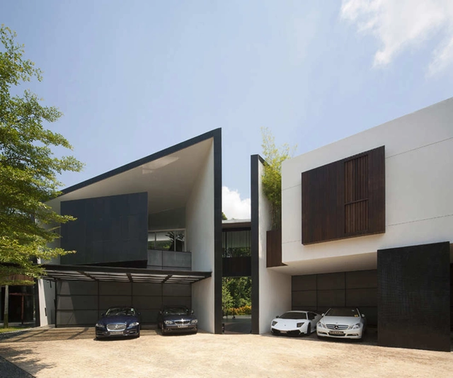 Black &amp; White House / Formwerkz Architects - Houses, Facade
