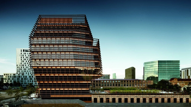 Head Offices Of CMT / Batlle &amp; Roig Architects - 公共机构设施