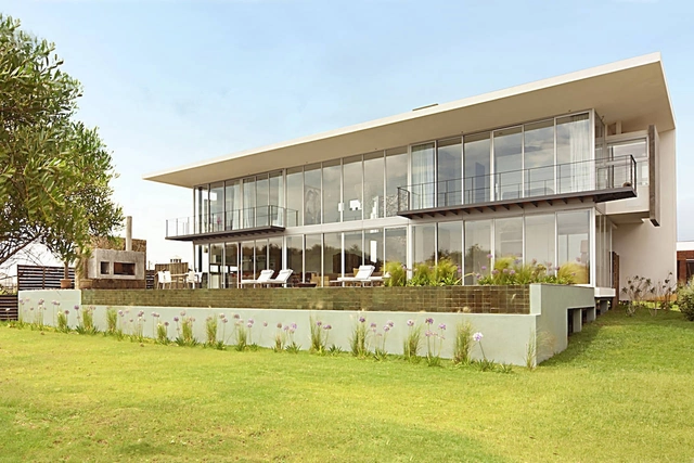 Flora De La Laguna住宅 / Evelyn Herrera - 独立住宅