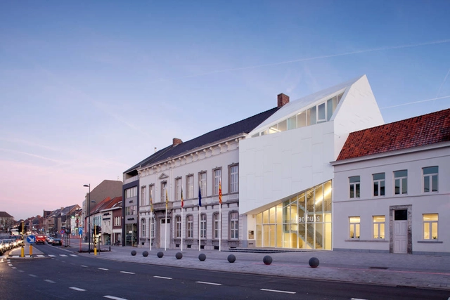 Ayuntamiento Harelbeke / Dehullu Architecten - Edificios Públicos