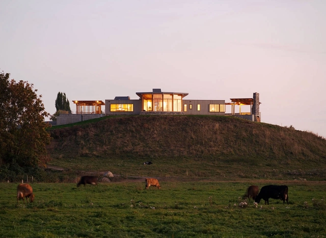 Contemporary Home on the Range / Zervas Group Architects - Houses