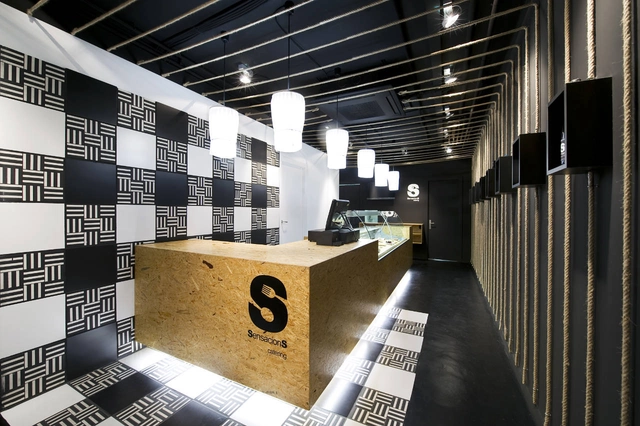 SensasionS Catering / Denys & von Arend - 餐饮建筑