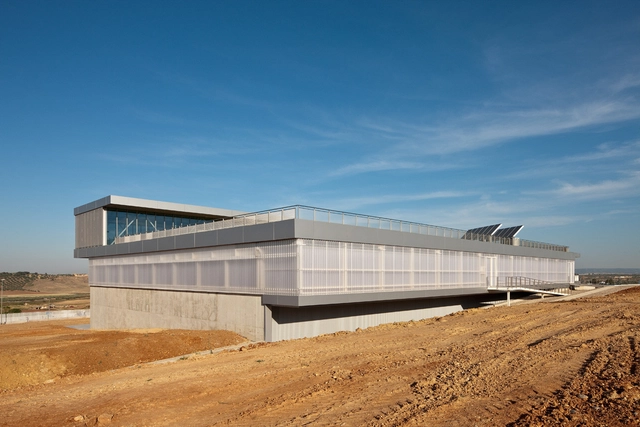 大学体育馆 / Canvas Arquitectos - 大学