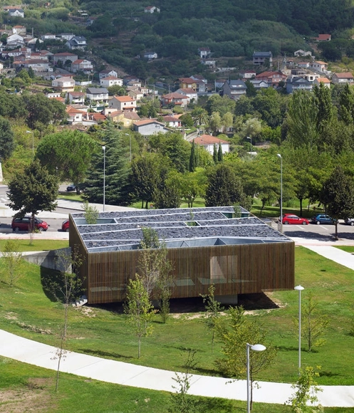奥伦塞托儿所 / Abalo Alonso Arquitectos - 大学