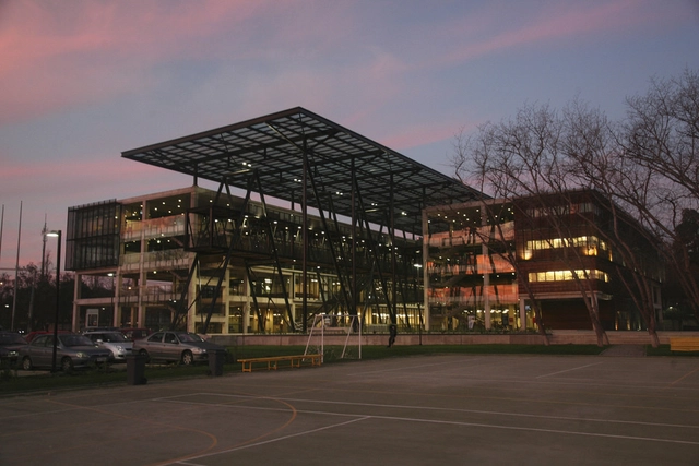 Duoc Maipu / Sabbagh Arquitectos - Instituto