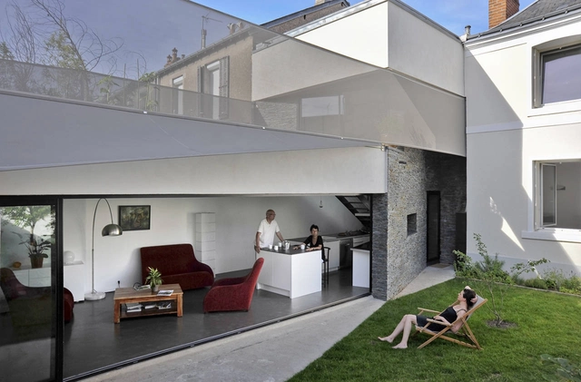 Fertile House / MU Architects - Houses, Patio, Facade, Door, Chair, Bench