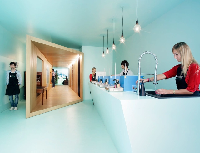 Helicosm / FREAKS freearchitects - Showroom, Lighting, Table