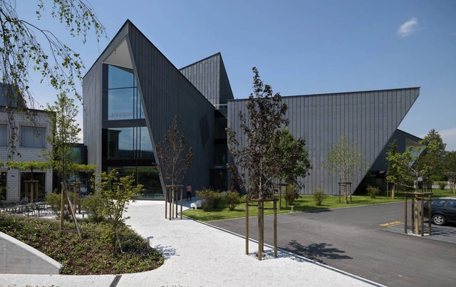 Jansen Campus / Davide Macullo Architects - 公共机构设施
