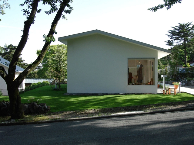 Izukougen House / Atelier Shinya Miura - 独立住宅