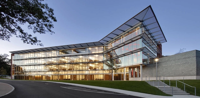 布兰代斯曼德尔中心 / Kallmann McKinnell &amp; Wood Architects - 游客中心
