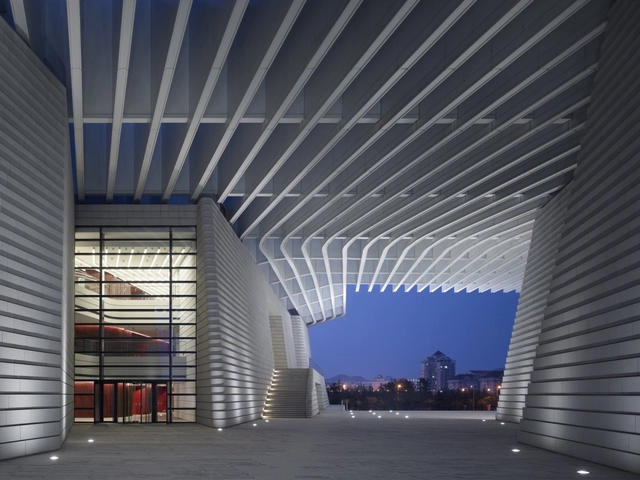 Grand Theater Qingdao / gmp Architekten - Theaters & Performance , Facade