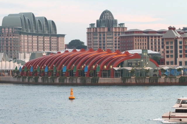 Maritime Xperiential Museum / Michael Graves & Associates - 博物馆