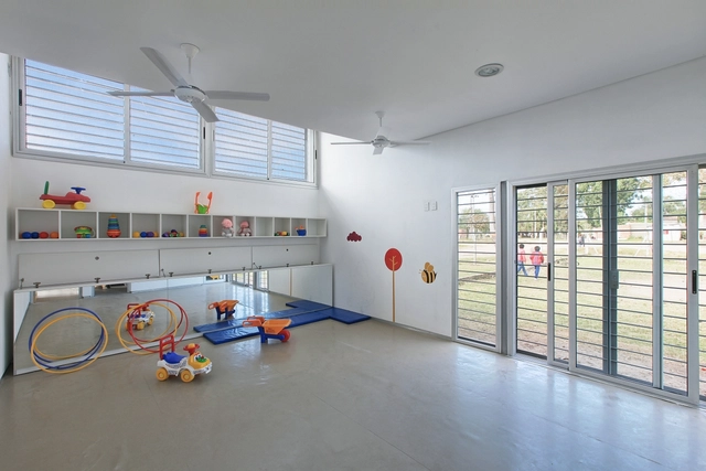 Jardín Municipal San Agustín / Secretaría de Planeamiento + Subsecretaría de Obras de Arquitectura - Kindergarten, Puerta