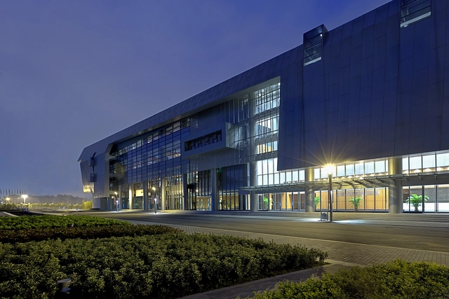 Nanjing Conference and Exhibition Center / GMP-Architekten - 展览中心