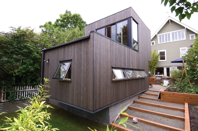 Pop-out Studio / Hutchison & Maul Architecture - Houses, Garden, Stairs, Facade, Handrail