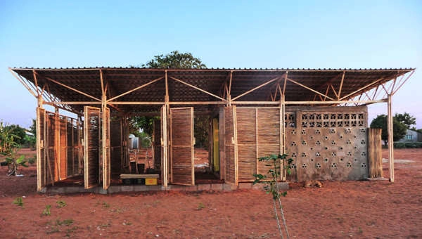 Edificio Educacional en Mozambique / Bergen School of Architecture - Arquitectura Educacional