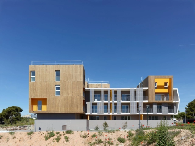维特罗勒集合住宅 / MDR Architectes - 独立住宅