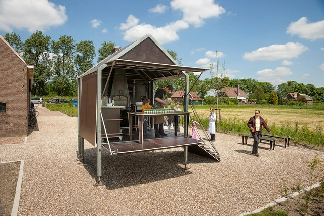 Buijtenkeuken / Studio Elmo Vermijs - 景观装置