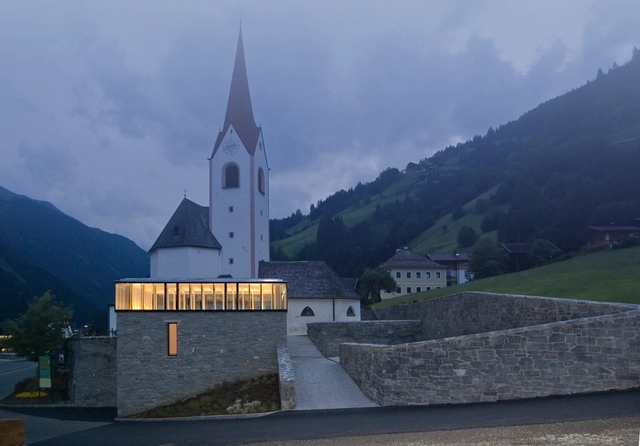 Cemetery and Wake Room / Schneider & Lengauer - Praying Room, Facade