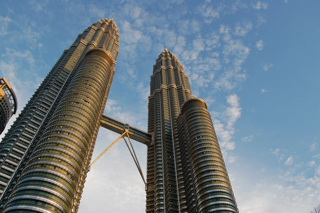Clásicos de la arquitectura: Torres Petronas / Cesar Pelli - Rascacielos 
