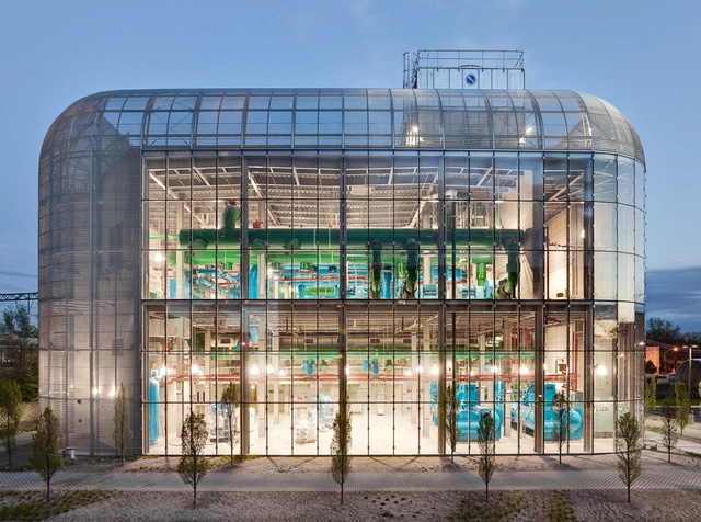 University of Chicago – South Campus Chiller Plant / Murphy Jahn - University, Facade