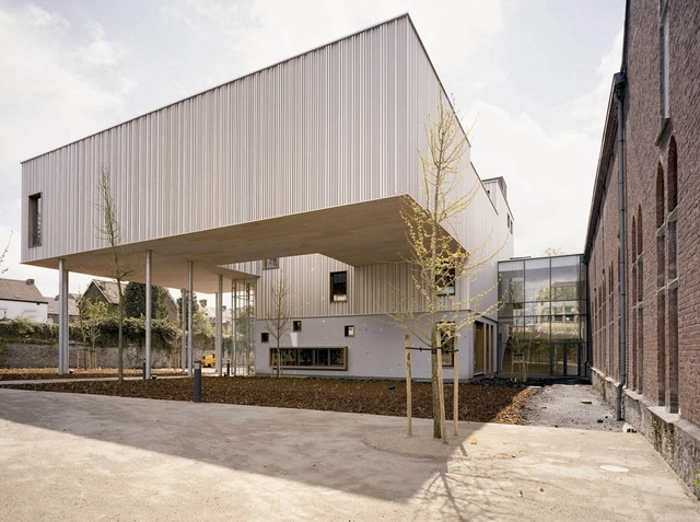 Charleroi大摄影博物馆 / L’Escaut Architectures - 适应性利用