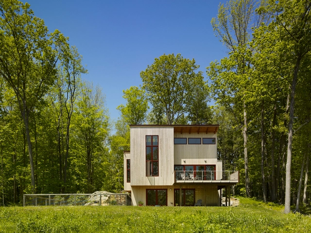 Spence House / Metcalfe Architecture & Design - Houses, Garden, Facade, Forest
