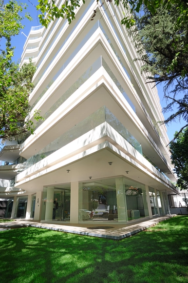 Edificio El Bosque / Pablo Guerra Arquitectos - Apartamentos, Fachada