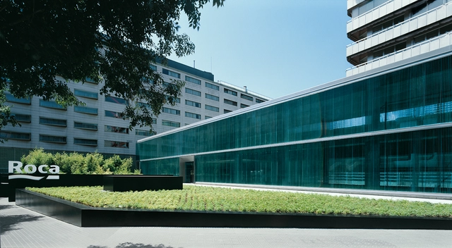 Roca Barcelona Gallery / OAB - Gallery, Facade