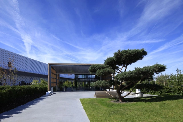 L'Atoll Angers / Antonio Virga Architecte + AAVP Architecture - Other Structures, Garden, Facade
