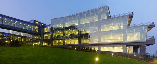 Ibtech It Center - 办公建筑